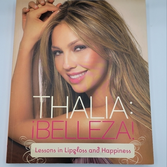 Lessons in Lipgloss and Happiness Thalia Belleza - Picture 1 of 4